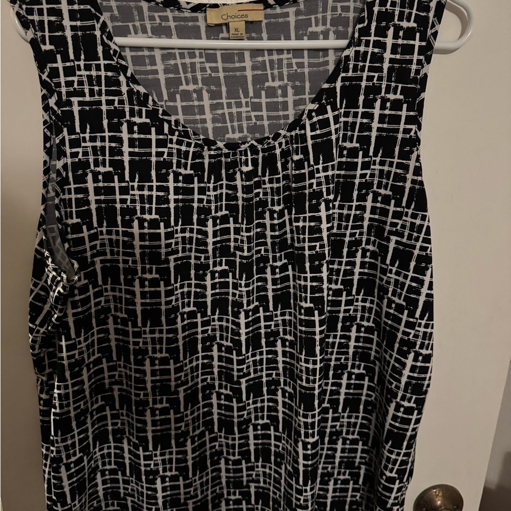 Choices Black and White Geometric Tank Top